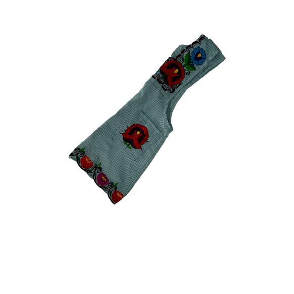 Greens Mexican Embroidered Apron – Basic Handmade Apron with Floral Design - Picture 3 of 13